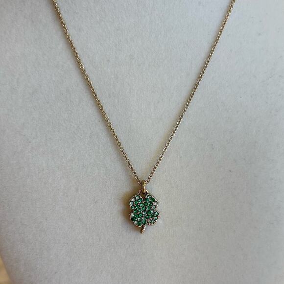 NWOT J.Crew Factory Green Clover Pendent Necklace - Picture 1 of 4